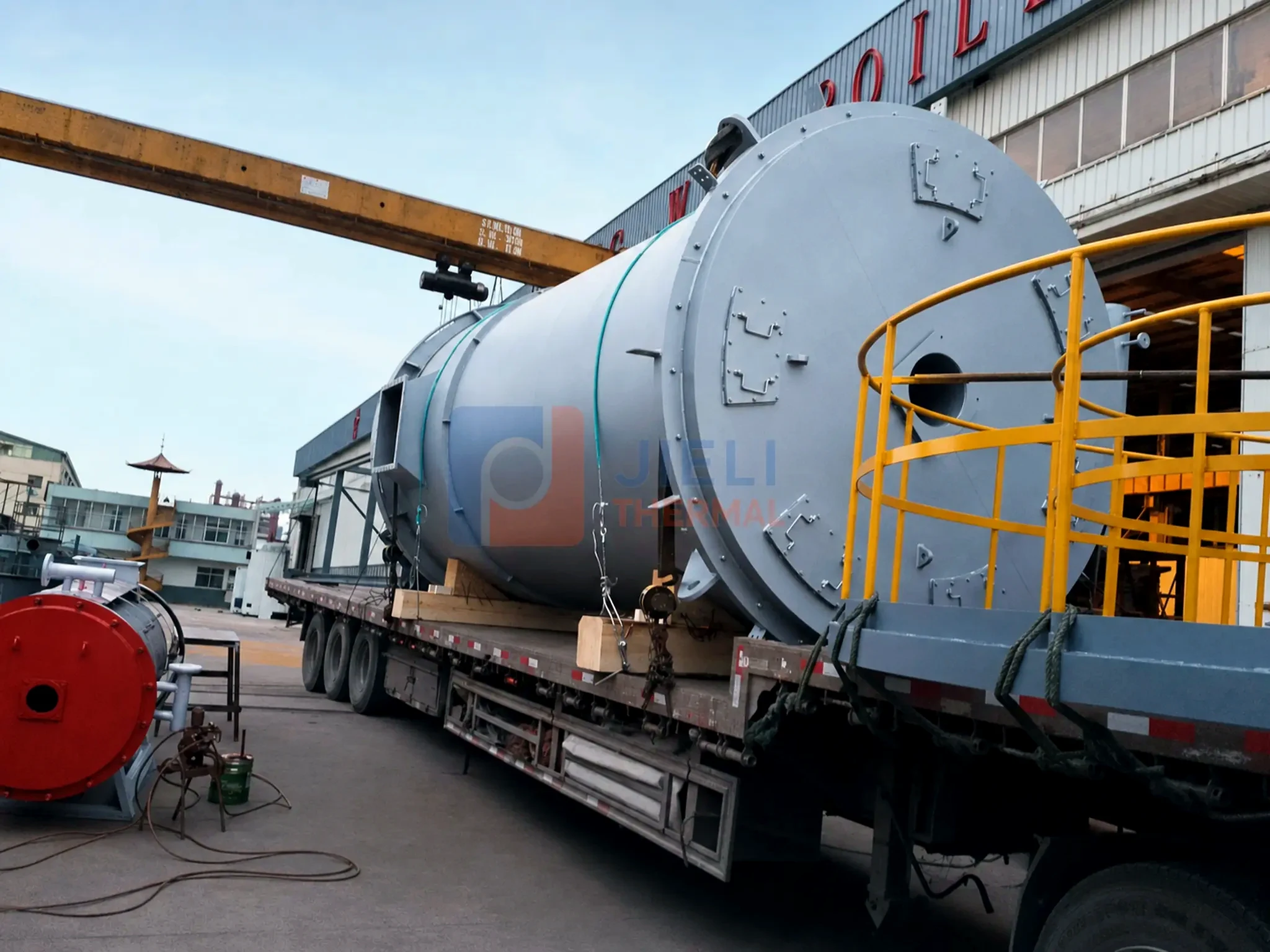 Gas / oil-fired thermal oil heater — boiler body secured for road transport