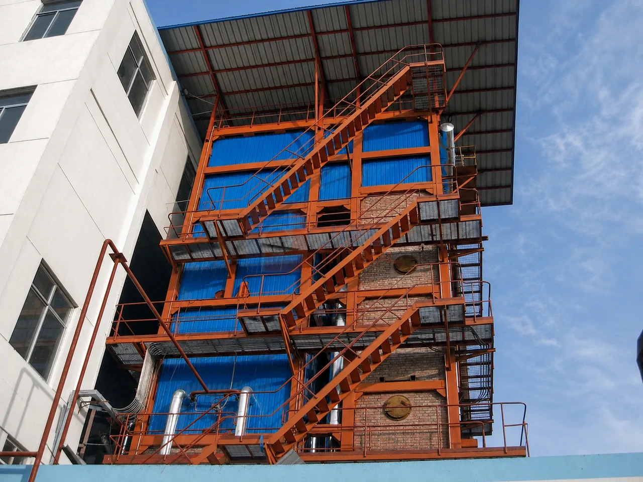 Shijiazhuang 9,000,000 kcal circulating fluidized-bed thermal oil heater completed installation